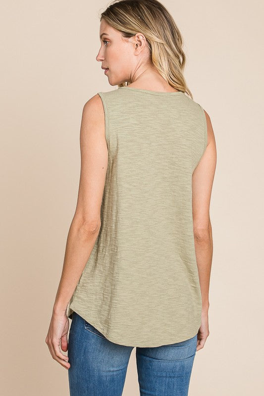 FINAL SALE: BUTTON CREW TANK