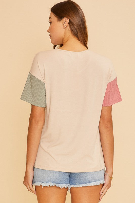 COLOR BLOCK KNIT TOP