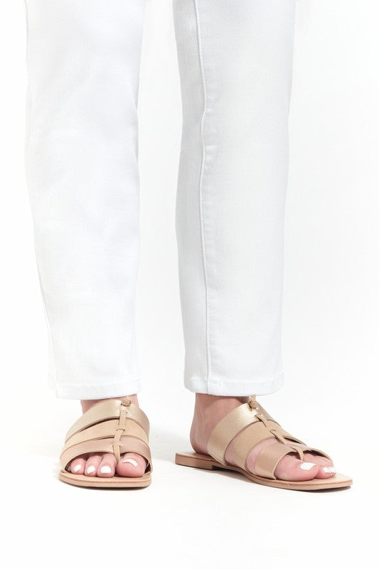 MID-RISE SLIM STRAIGHT
