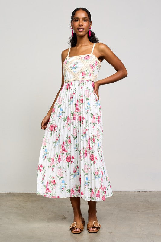 FLORAL CROCHET MAXI
