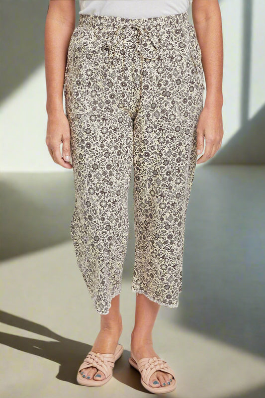 FINAL SALE: DITSY FRAY CROP