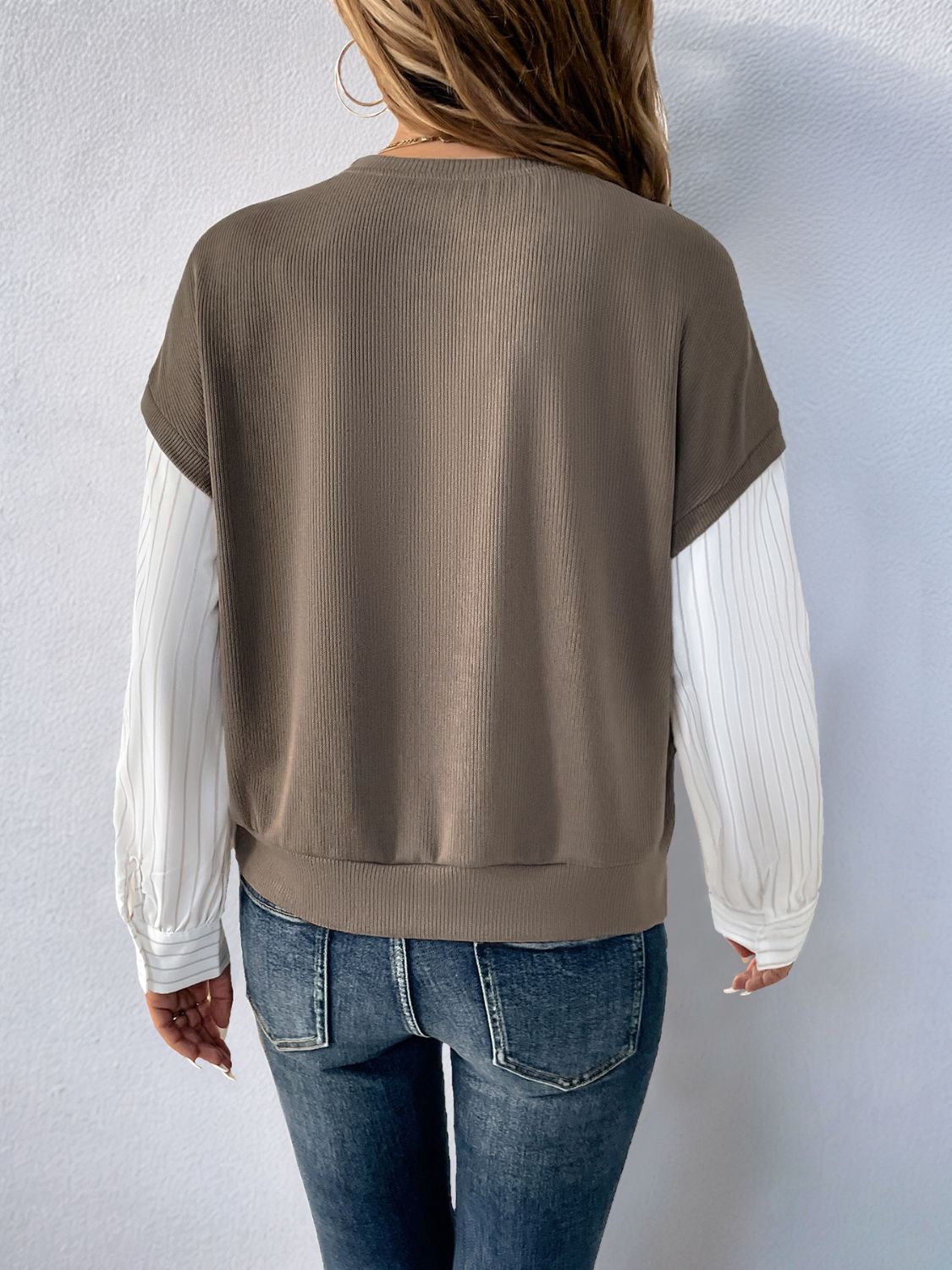 STRIPED SLEEVE SWEATER