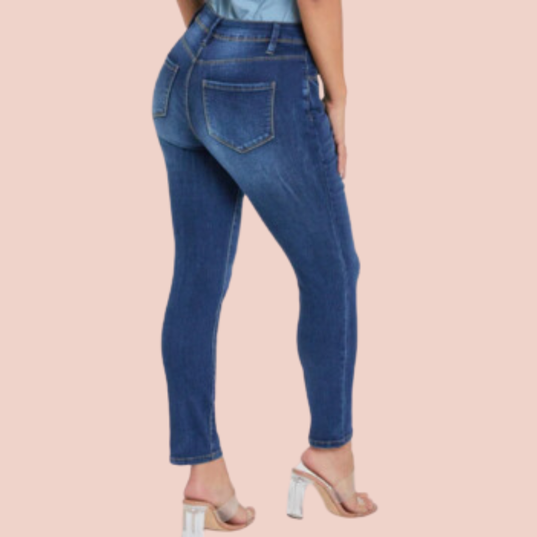 PETITE Classic Skinny Jean