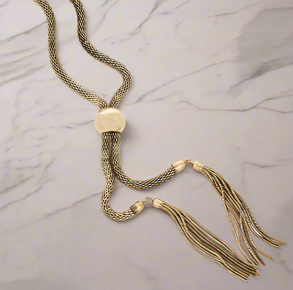 TASSEL DROP NECKLACE