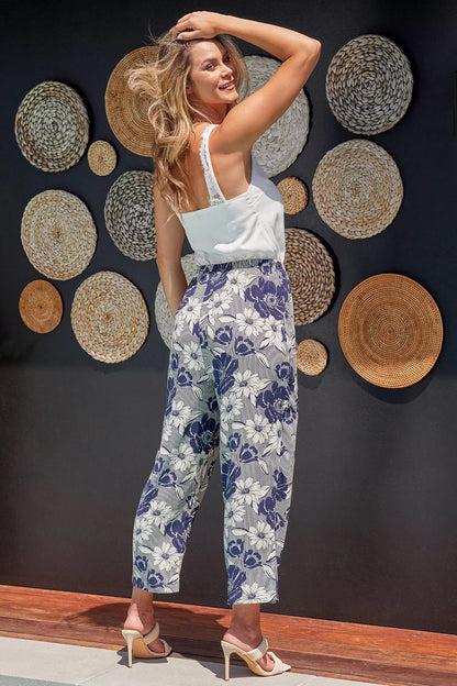 RELAXED TAPERED LEG