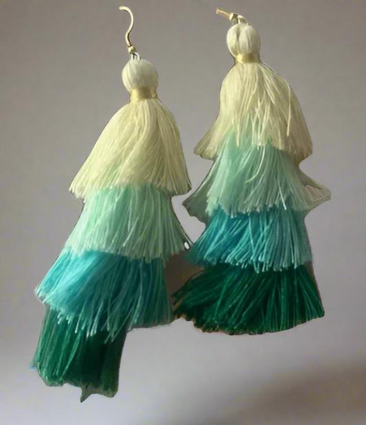 FINAL SALE: FRINGE TASSEL EARRING