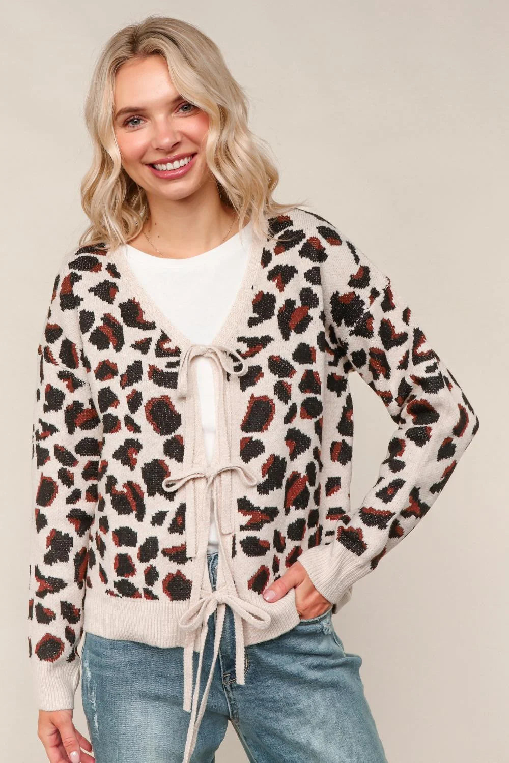 Leopard Front Bow Tie