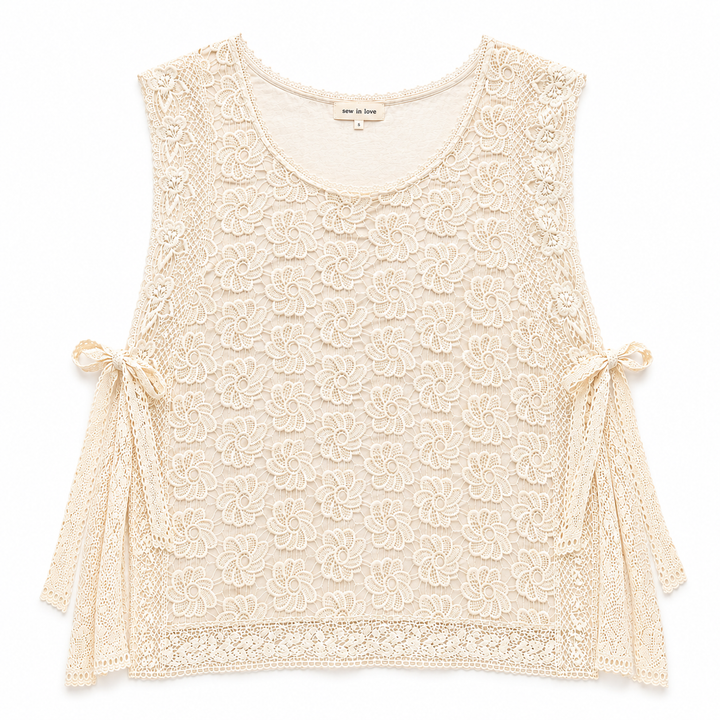Relaxed Floral | Lace Top