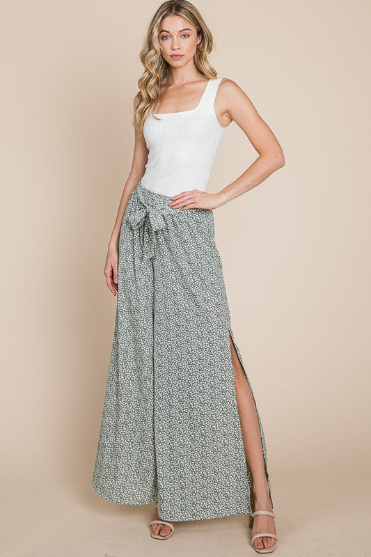 FLORAL PANTS