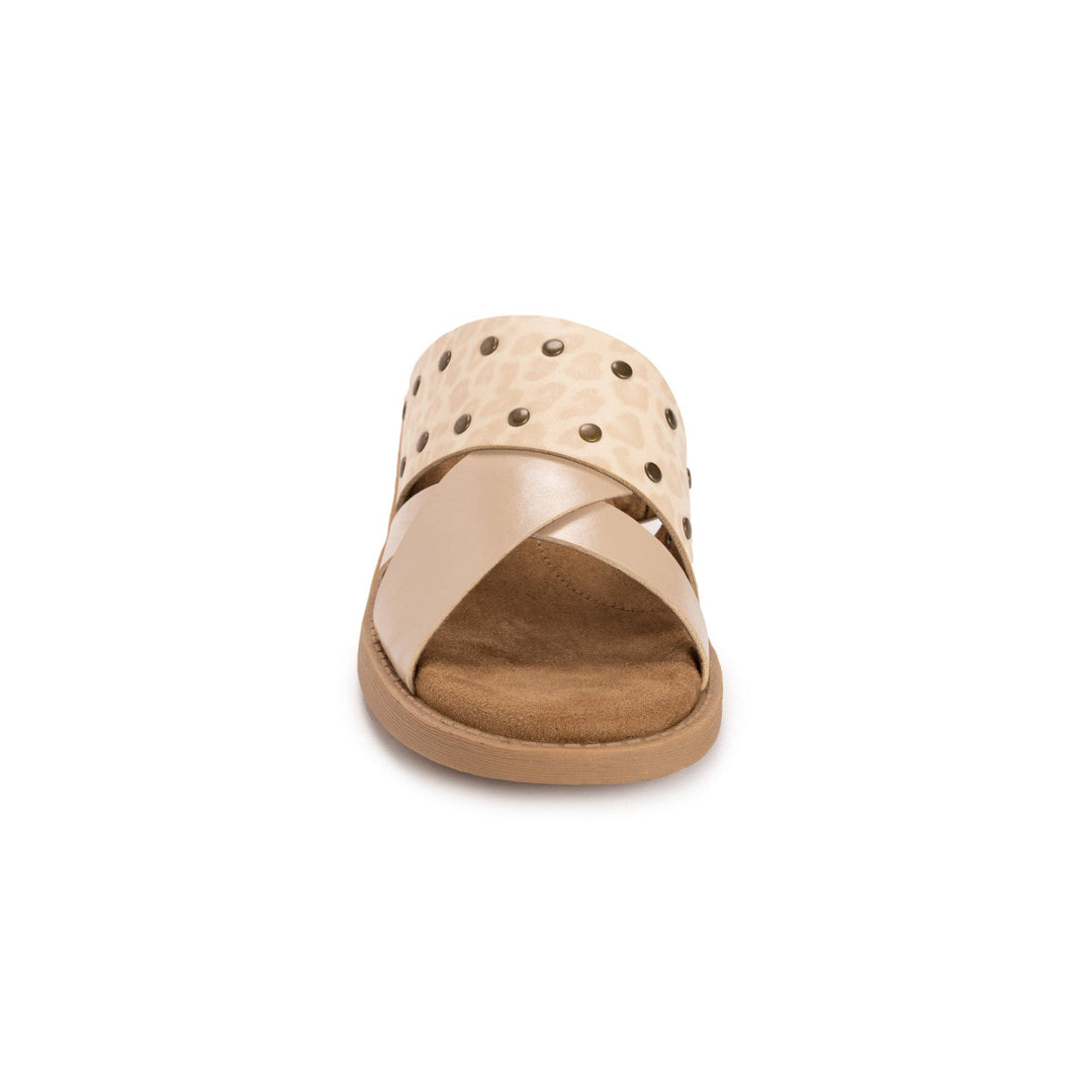 Vittoria | Studded Sandal