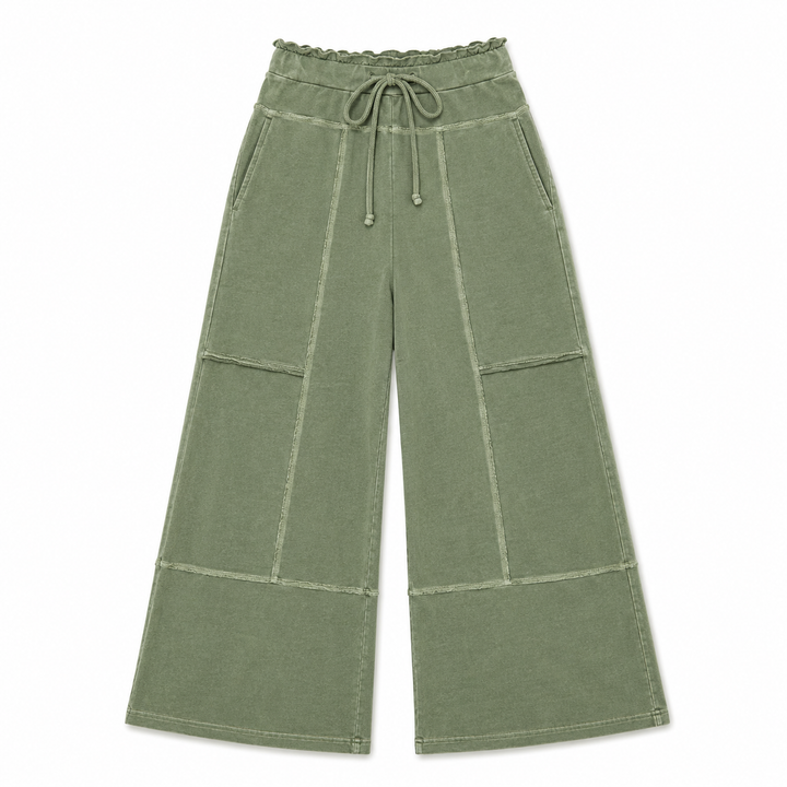 Green wide-leg pants with patch pockets on a white background